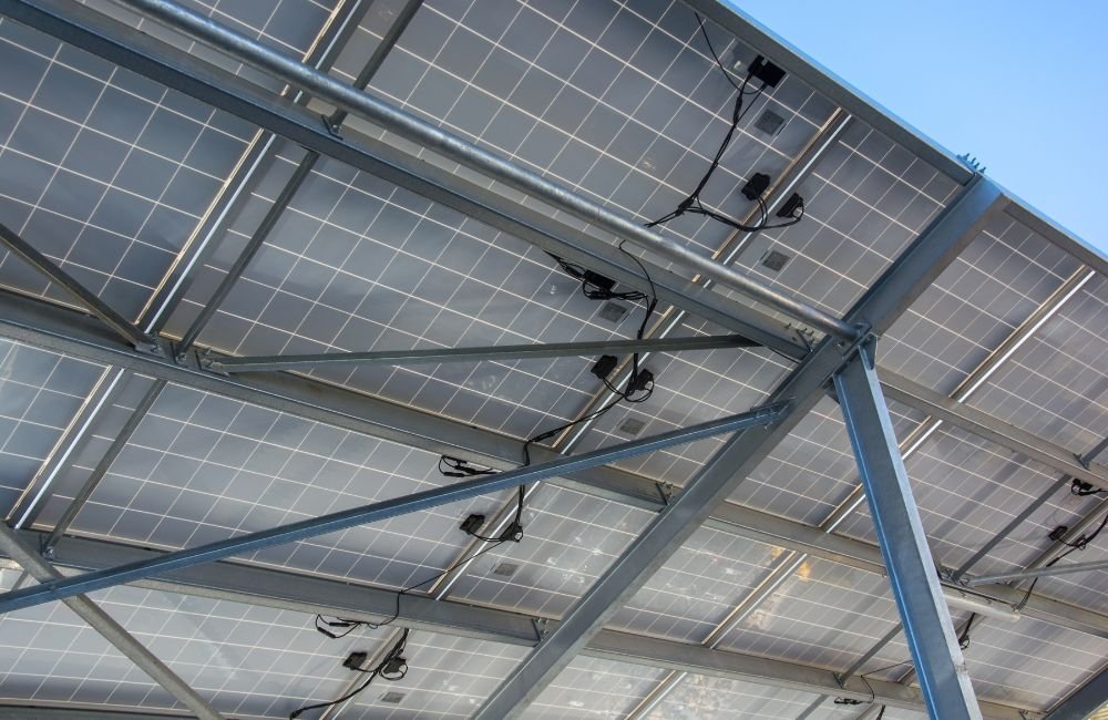Detalle de una estructura para placas solares