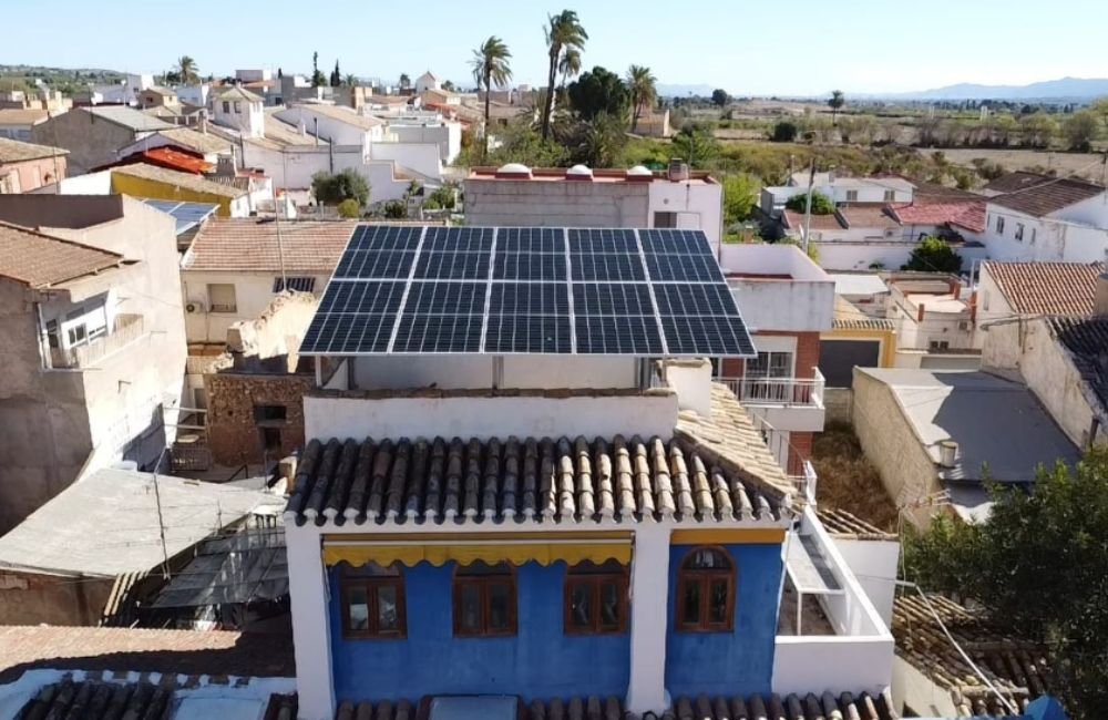 Estructura segura en instalación de placas solares en Murcia
